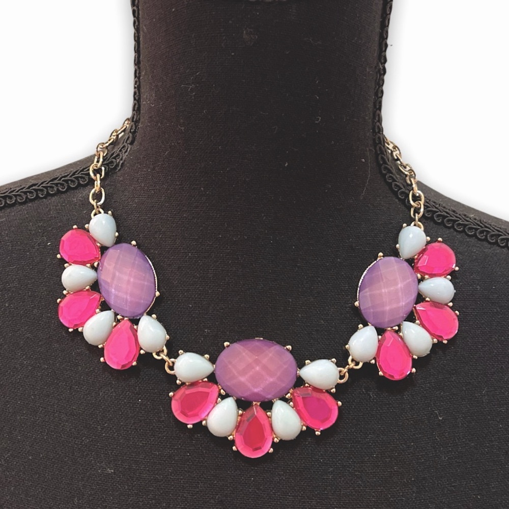 Women's Gold Tone Pink Purple Jewels Chunky Statement Costume Jewelry Necklace